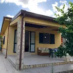 Adele Villa