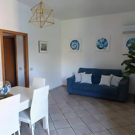 Adele 坎波菲利斯·迪·罗切