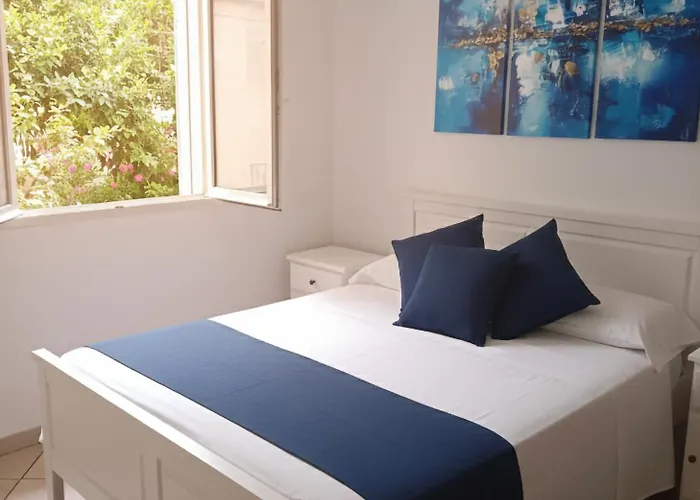 Adele * 坎波菲利斯·迪·罗切