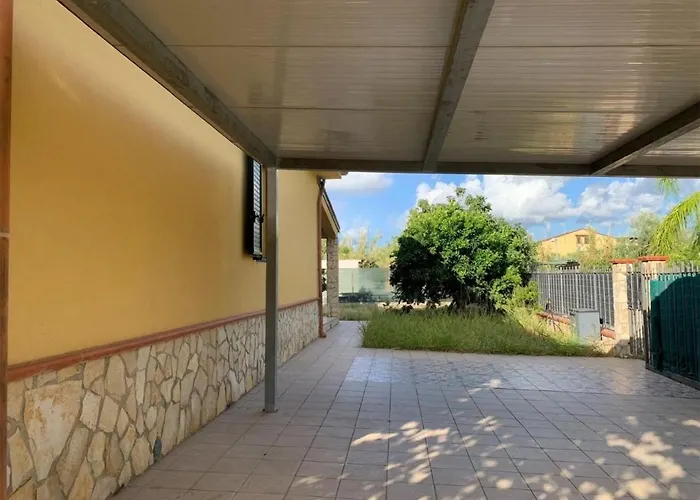 Adele 坎波菲利斯·迪·罗切